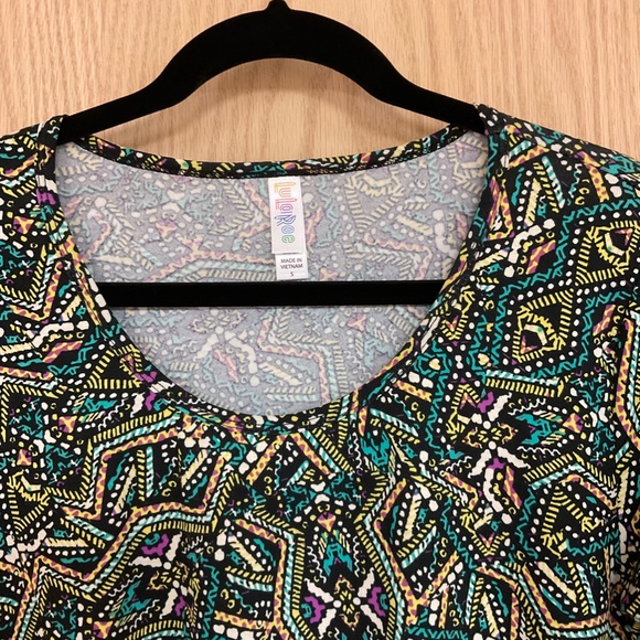 LuLaRoe Perfect T Small - Picture 2 of 3